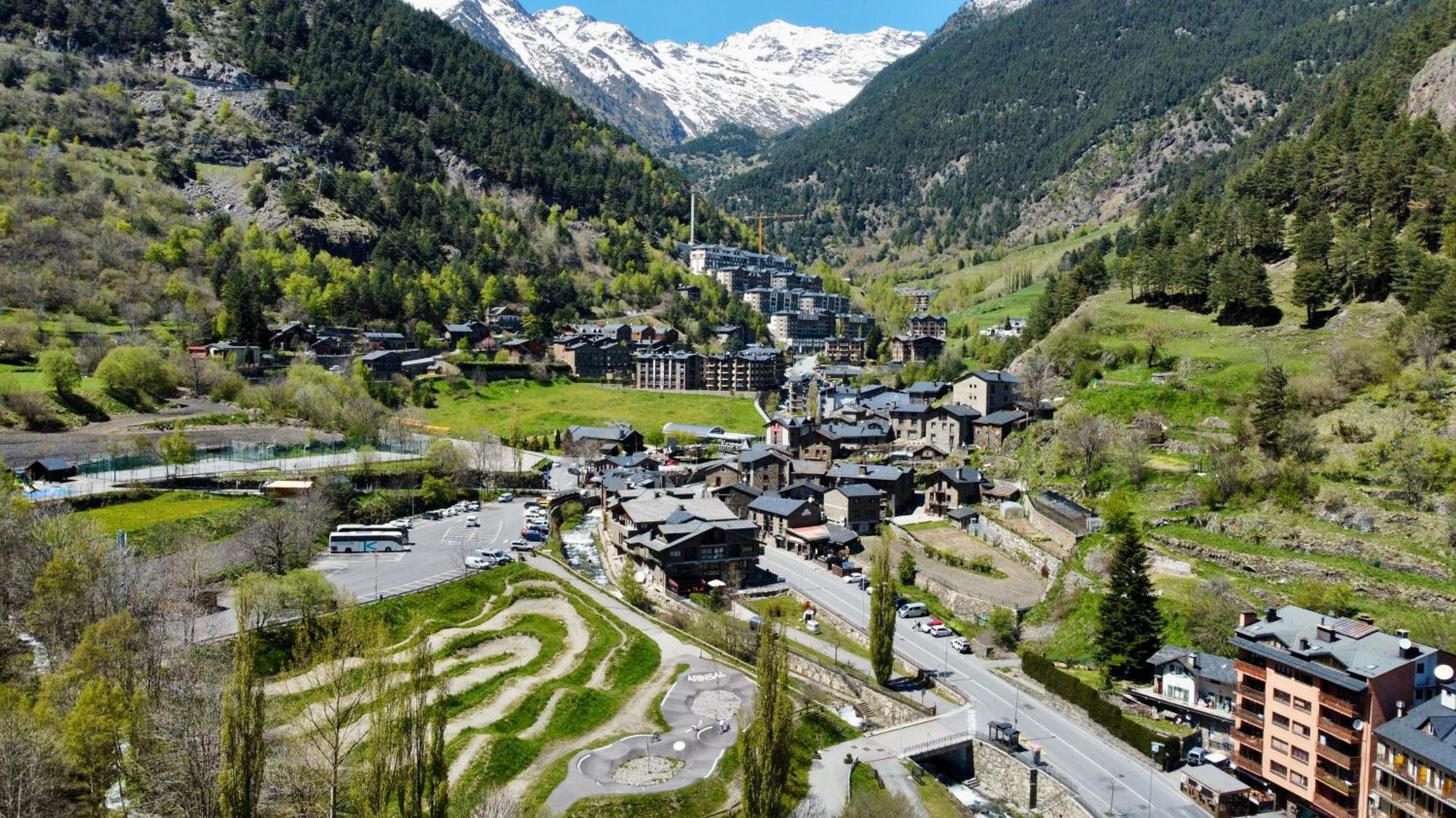 Hotel Micolau Arinsal Exteriér fotografie